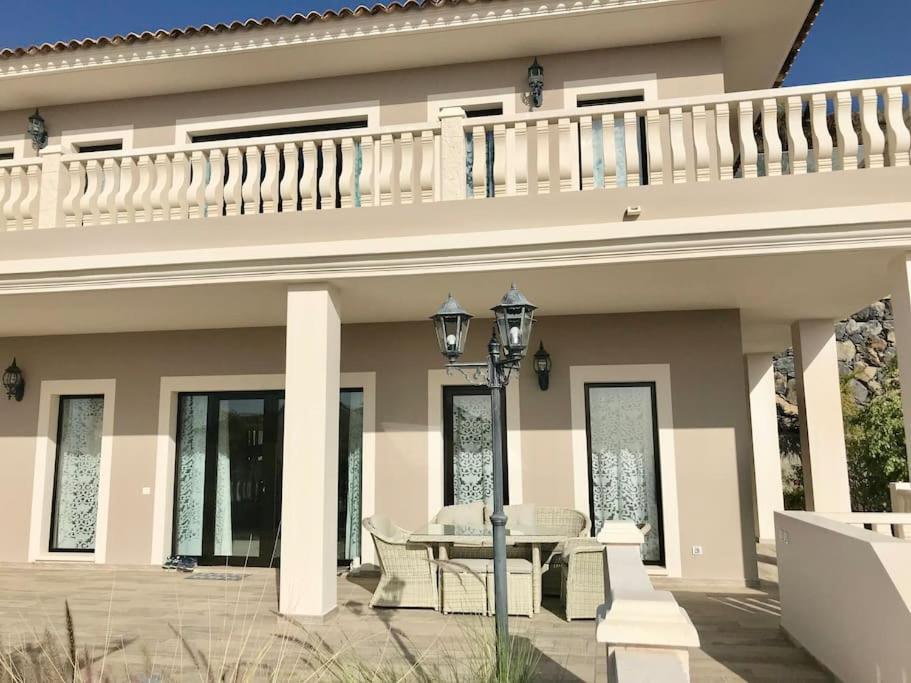 Villa Vista Bella Costa Adeje In Ruhiger Villengegend Mit Meerblick ภายนอก รูปภาพ