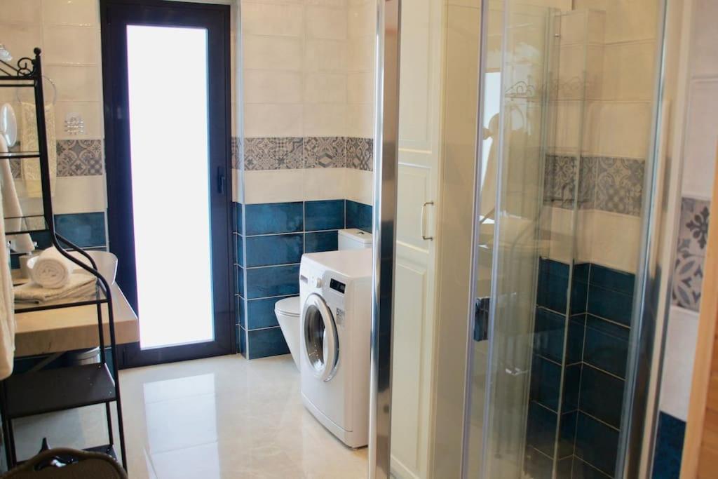 Villa Vista Bella Costa Adeje In Ruhiger Villengegend Mit Meerblick ภายนอก รูปภาพ