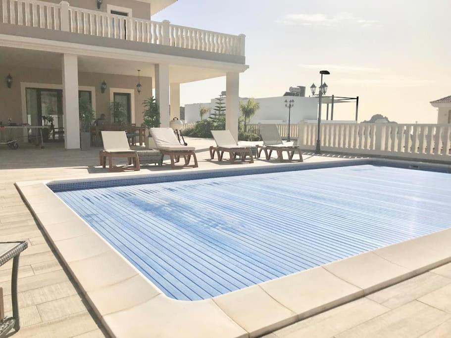 Villa Vista Bella Costa Adeje In Ruhiger Villengegend Mit Meerblick ภายนอก รูปภาพ