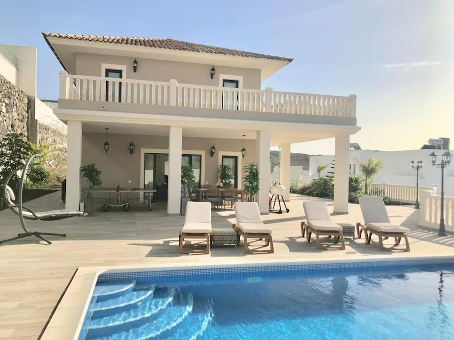 Villa Vista Bella Costa Adeje In Ruhiger Villengegend Mit Meerblick ภายนอก รูปภาพ