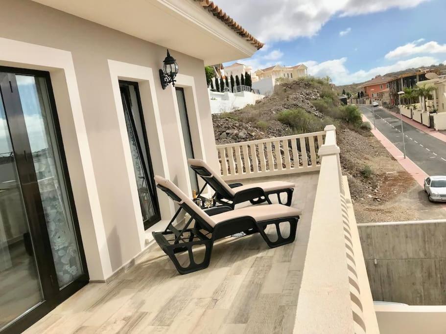Villa Vista Bella Costa Adeje In Ruhiger Villengegend Mit Meerblick ภายนอก รูปภาพ