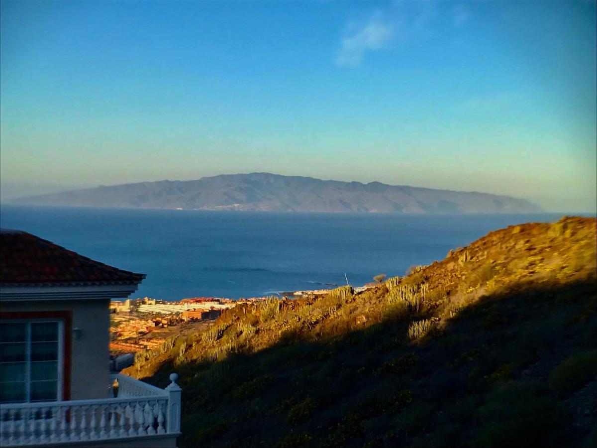 Villa Vista Bella Costa Adeje In Ruhiger Villengegend Mit Meerblick ภายนอก รูปภาพ