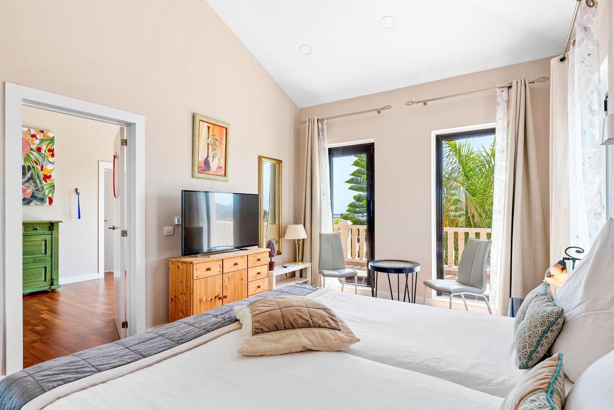Villa Vista Bella Costa Adeje In Ruhiger Villengegend Mit Meerblick ภายนอก รูปภาพ